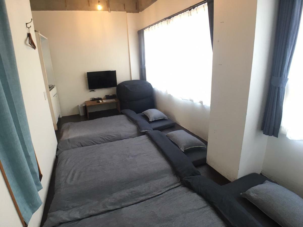 Guest House Golden Mile Hostel أمامي المظهر الخارجي الصورة
